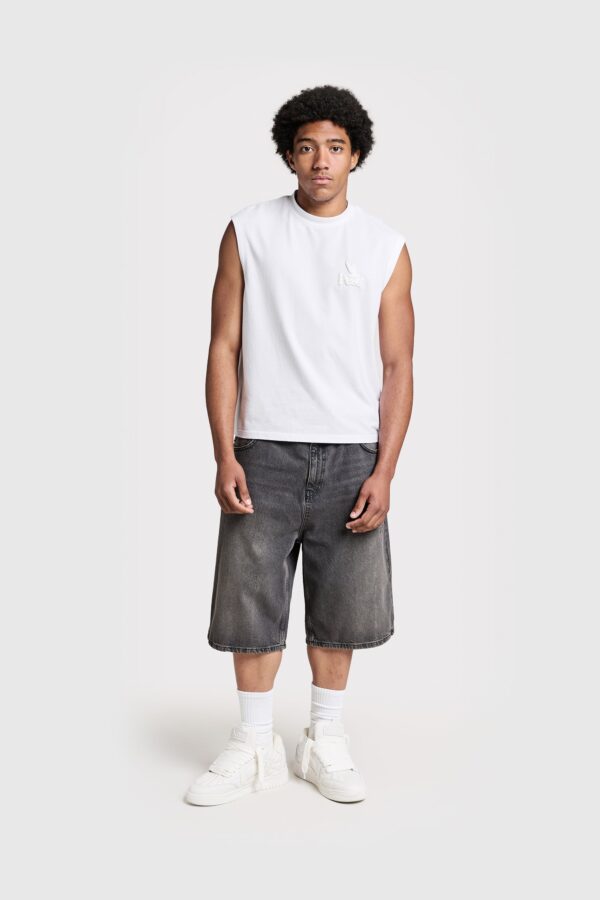 Eurabel Raw Edge Denim Shorts – Classic Summer Casual - Image 4